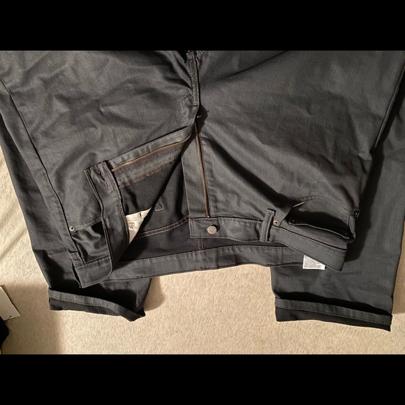 Levi’s 541 Jeans - Picture 3 of 4